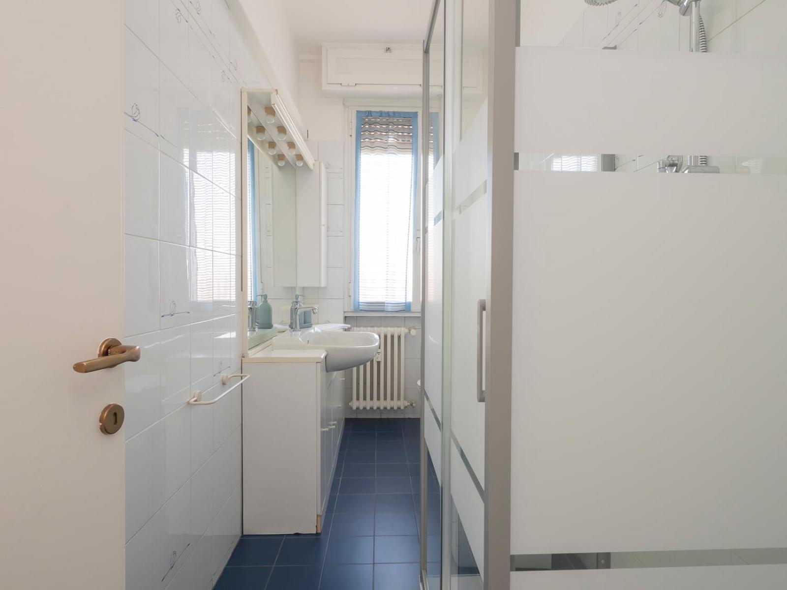 Xenia Apartments - Newly Renovated Apartment Milano Ngoại thất bức ảnh
