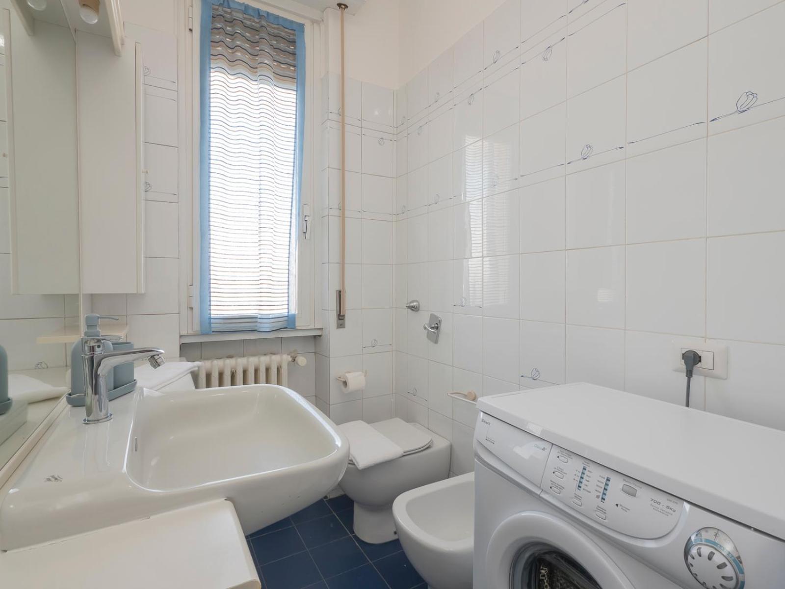 Xenia Apartments - Newly Renovated Apartment Milano Ngoại thất bức ảnh